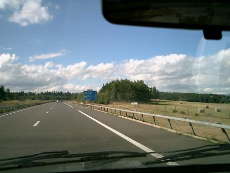 pas loin du viaduc de millau